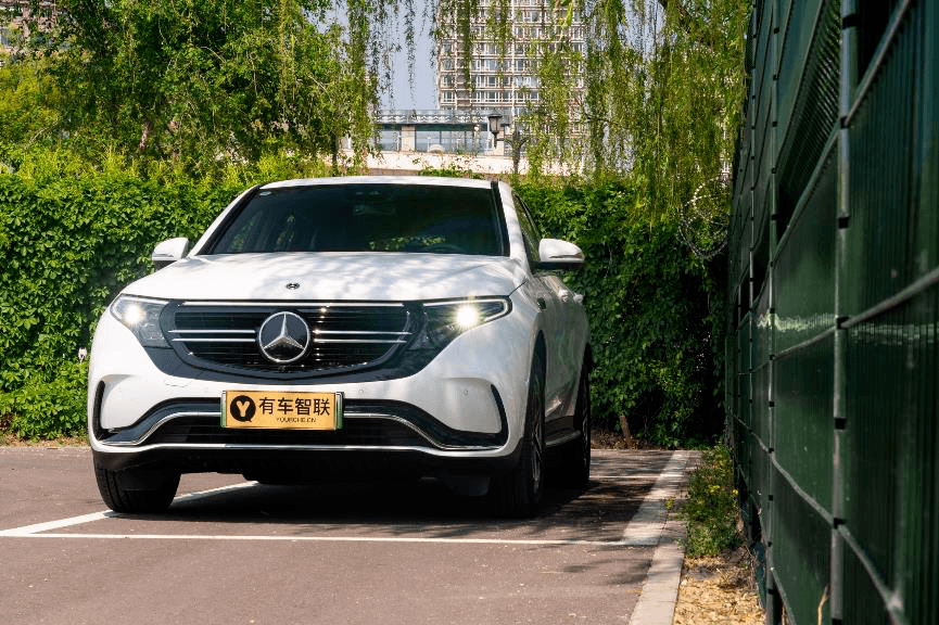 新勢力電動車不酷么，為什么要選擇奔馳EQC？