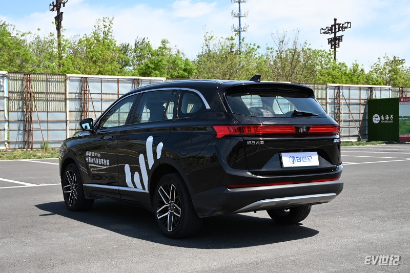 最實惠的中型純電動SUV？全面體驗威馬EX6 Plus