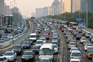 新中国成立70周年汽车行业重大事件