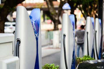 后补贴时代来临 新能源品牌服务大事件