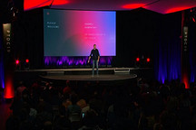 特斯拉 Autopilot 如何单挑全世界？