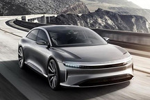 特斯拉遭遇最强劲敌！1013匹马力+电控四驱