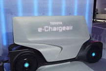 移动充电 丰田为电动车研发“保姆车”