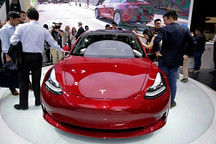 松下已“就位”，接下来就看特斯拉了