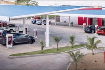 特斯拉计划国内再建4000个以上充电桩