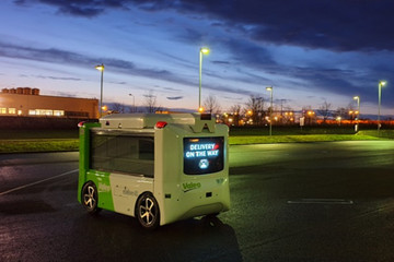 CES 2020 | 法雷奥携手美团推出全球首款电动无人配送原型车