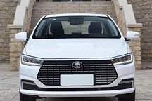 比亞迪終于爆發(fā)了！新車僅12.99萬(wàn)，最大續(xù)航421Km