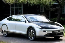 續(xù)航725公里，劍指特斯拉，這款太陽能電動(dòng)汽車能開嗎？