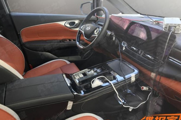 续航最高600km 广汽新能源Aion V内饰谍照曝光