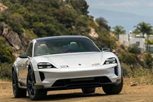 Taycan Cross Turismo年底推出 后年推純電Macan