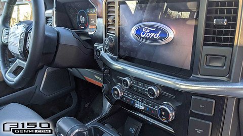 2021-ford-f-150-leaked-interior-photo (3).jpg