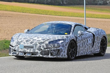 有望夏季推出 迈凯伦全新混动跑车谍照