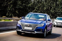 每換一次車標都是危險的，榮威這次換了倆