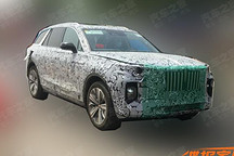 內(nèi)飾連體屏設(shè)計 紅旗E115最新路試諜照