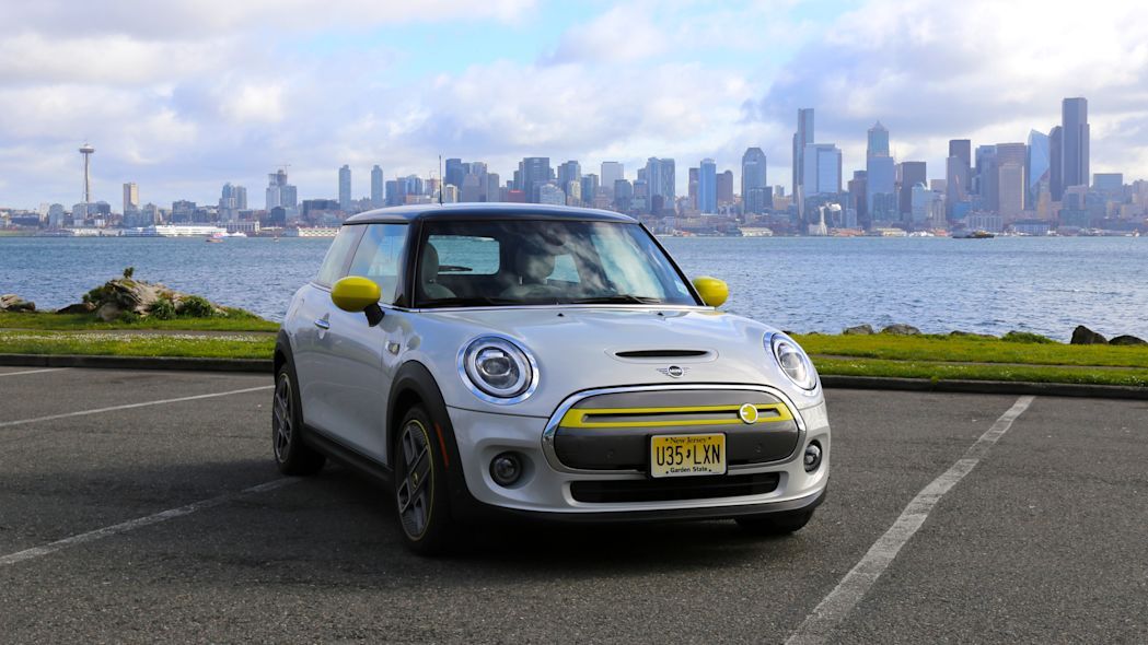 <a class='link'  target='_blank'>Mini</a>-SE-6.jpg
