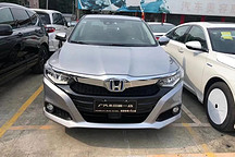 凌派混動(dòng)版車型實(shí)車圖曝光 換擋機(jī)構(gòu)改為按鍵式電子換擋