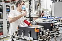 重啟動力電池生產(chǎn)  斯柯達(dá)捷克工廠復(fù)工