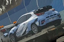 保时捷918相似动力布局 现代中置混动跑车渲染图