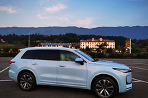 6月车市复苏:高端车火爆低端车遇冷 新能源车未爆发