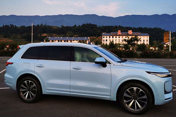 一电独家 | 6月销量小幅下滑，理想线下店面建设提速或提振销量