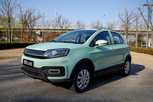 国补末班车怎么买车？云度π1 LITE 畅玩版不比哪吒V更香？