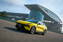 纯电超跑SUV路特斯Eletre开启赛道试驾 以极致驾控纯血本色，决胜赛道之巅