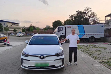 開車為了買房，90后孫先生駕駛北京EU5不斷接近自己的小目標(biāo)