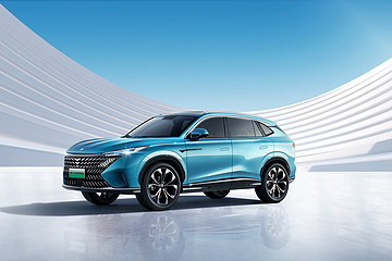 续航里程1050公里 第三代荣威eRX5混动技术都有哪些优点？