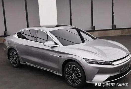 鄙視鏈最底端的逆襲：比亞迪漢獲1.2萬(wàn)份訂單，哪些人在買它？
