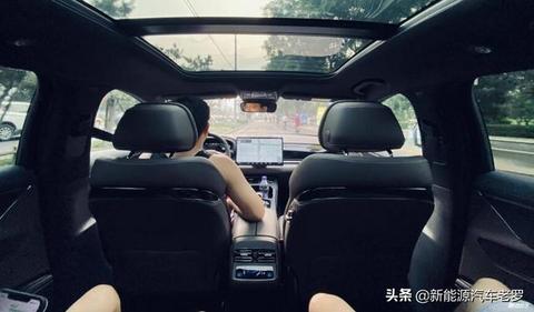 比亚迪汉EV北京首批车主发声：不管车停哪，哪都有人围观汉EV