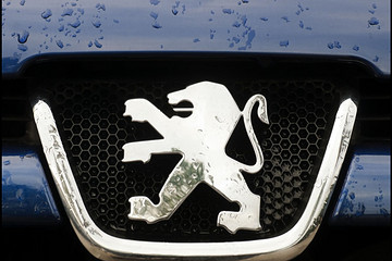 给经销商减负、提升服务响应速度，神龙能否起死回生？