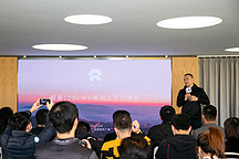 蔚来100kWh电池上市，续航可达615km