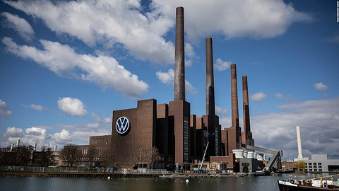 200424083935-01-volkswagen-factory-wolfsburg-germany-0331-full-169.jpg