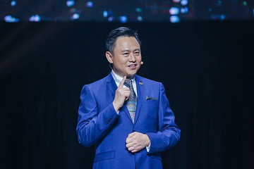 2020年度人物候選人｜徐留平：讓“紅旗”重新飄揚