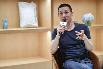 中石化董事長會見蔚來汽車?yán)畋螅夯蛟S能看到加油站旁邊建換電站？