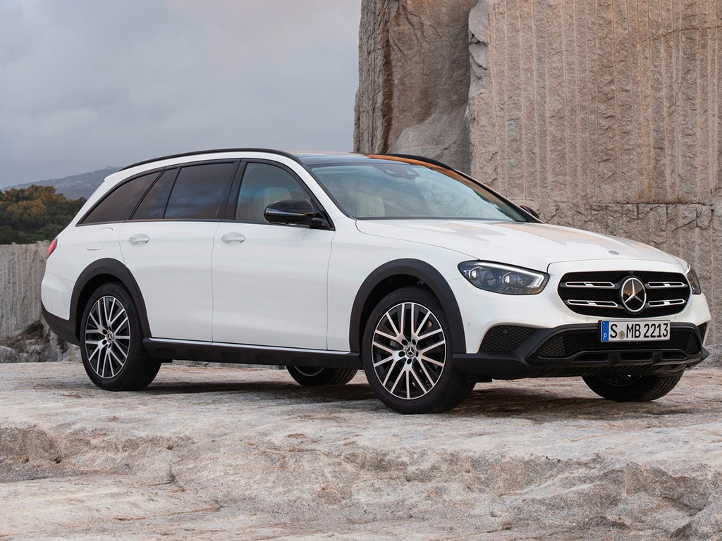 Mercedes-Benz-E-Class_All-Terrain-2021-1280-01.jpg