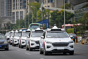 通過最嚴(yán)駕考，百度無人車拿下北京主駕無人牌照，背后有哪些含義？