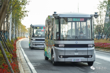 东风悦享与轻舟智航达成合作，为无人驾驶车队打造专属车辆，计划落地300台