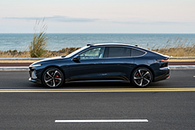 蔚來發(fā)起產(chǎn)品攻勢：雙工廠加持，交付三款新車型，2024年實現(xiàn)盈利