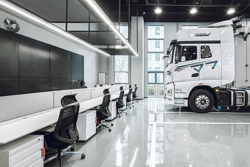 估值 8.5 亿，百度大牛加盟：千挂科技 All in 自动驾驶干线物流重卡