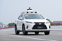 小馬智行拿下出租車經(jīng)營許可，AI老司機(jī)持證上崗，與人類司機(jī)同臺PK