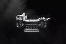 電動(dòng)車補(bǔ)能內(nèi)卷：CTC電池一體化與換電，你選誰？