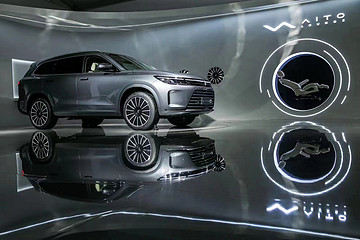 主打商务与家庭，问界M7还有什么杀手锏？