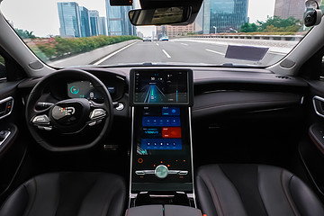 深圳法规之后，L4 级自动驾驶「卷入」商业化战争