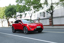 國(guó)產(chǎn)智能電動(dòng)汽車(chē)該如何超越特斯拉？