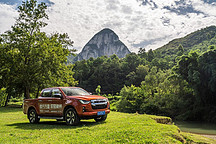 红腾半载 旗绩新高 红旗开启下半年新冲刺