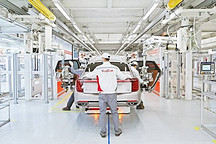 一路向前！新红旗2021年销量突破30万 车主已达60万