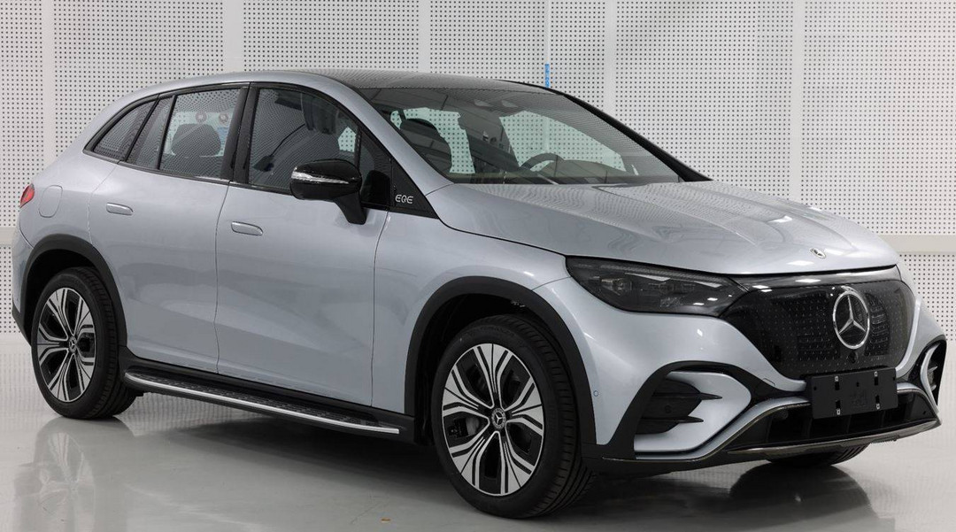 北京奔馳EQE SUV1.jpg