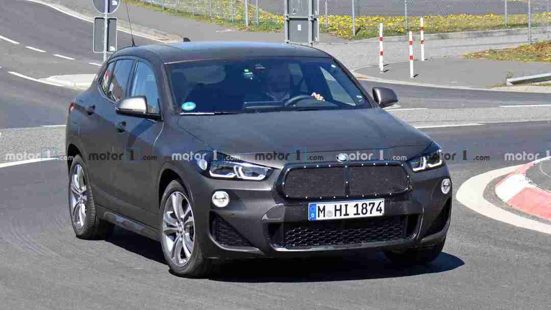 bmw-x2-facelift-spy-photos.jpg