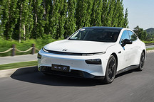 喜提“心水”座駕！小鵬P7全國(guó)交付活動(dòng)儀式正式開(kāi)啟